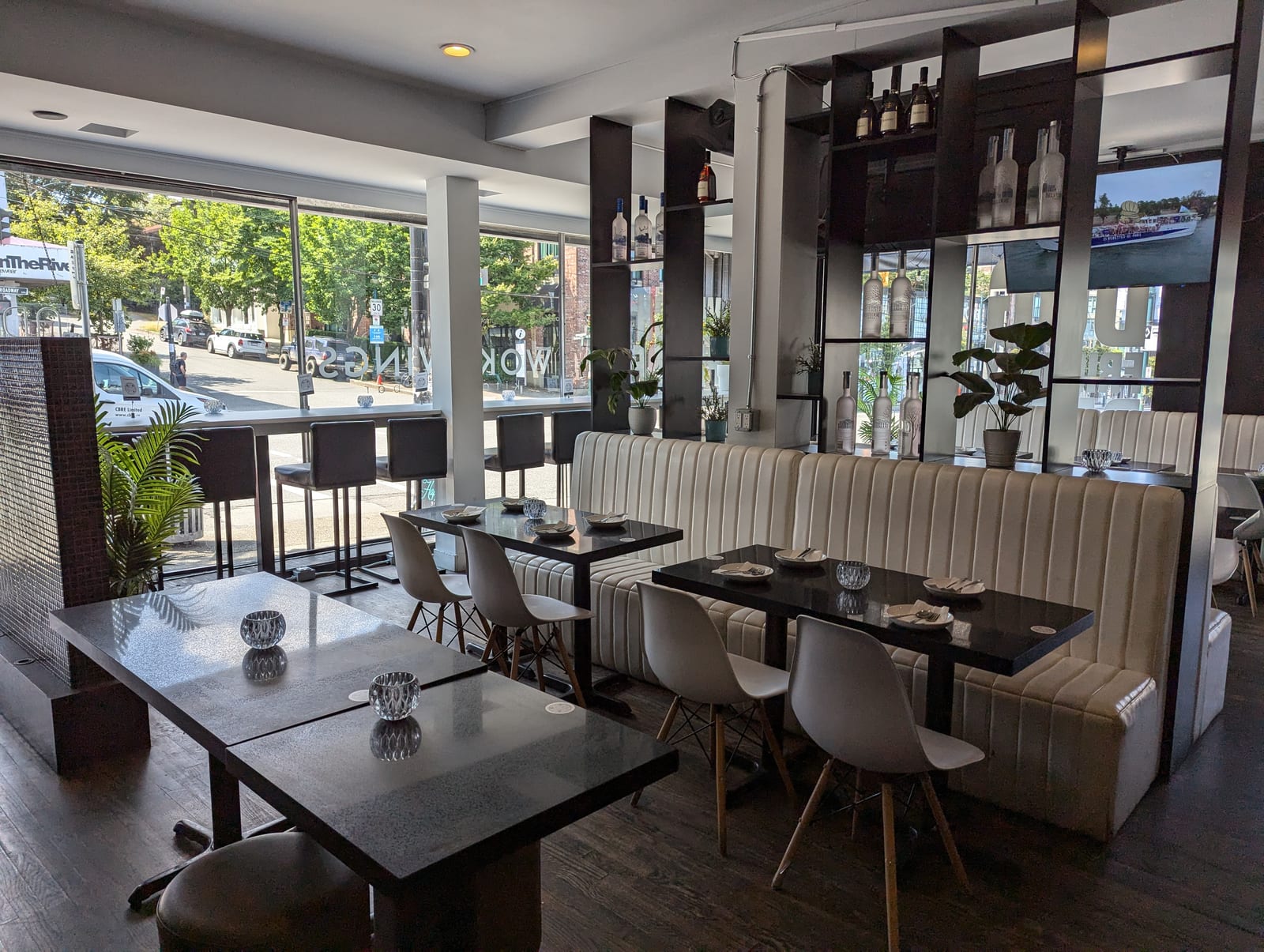 Wok & Wings Kitchen+Bar