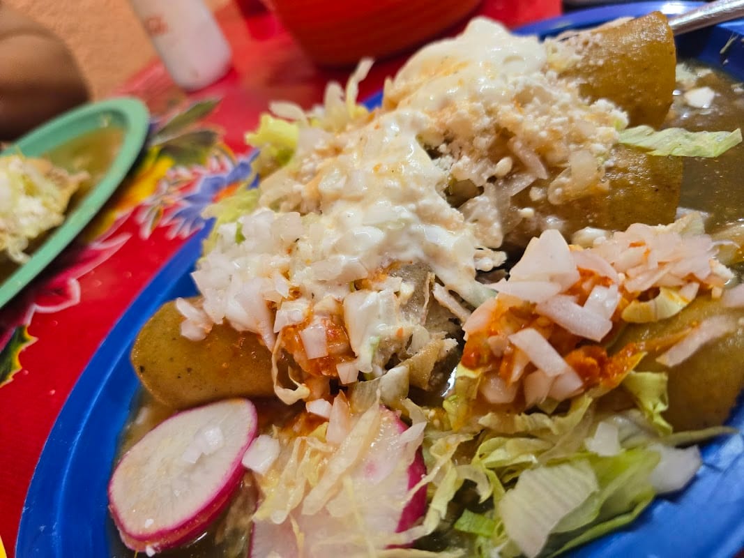 Toña Cenaduria